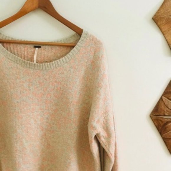 Free People │ Cheetah Print Sweater - Picture 2 of 3